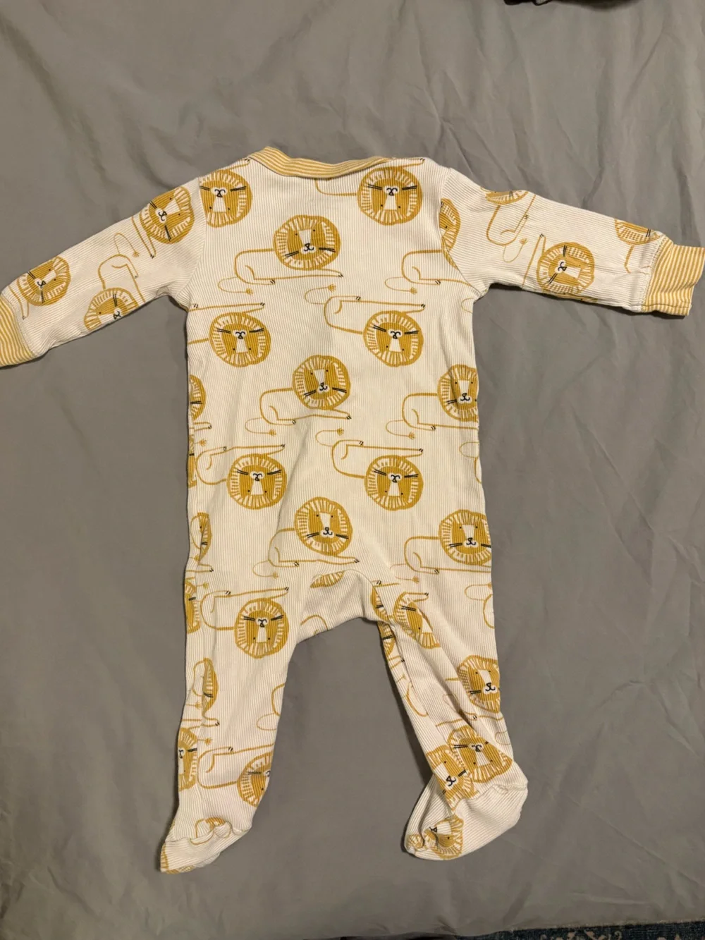 Carter's 6M Footed Pajama Bundle of 4 - Elephant, Dinos, Lions, Transportation